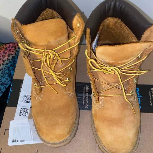 Boots - Picture 7 of 7